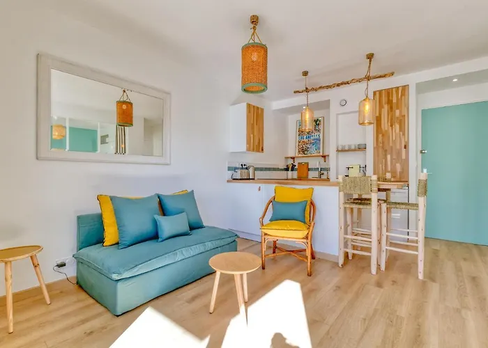 Vue Sur Riviera Apartment *